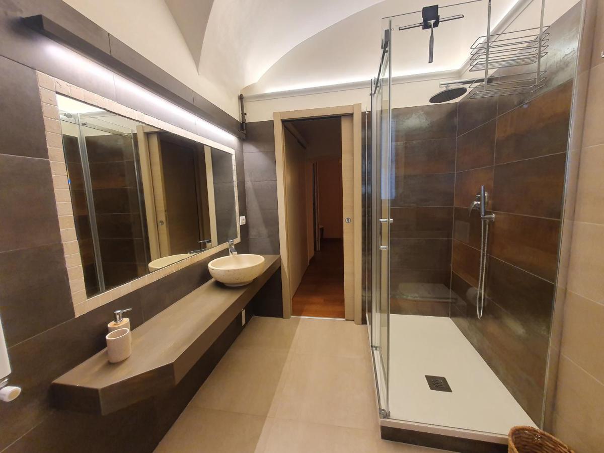 Apartamento Il Nido Del Borgo Génova Exterior foto